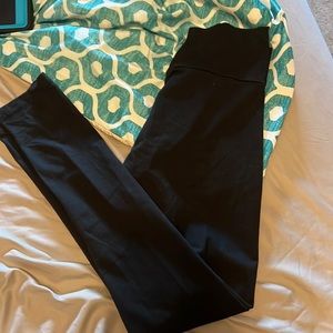42. Leggings